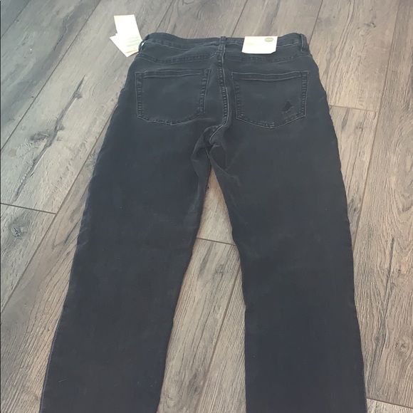 H&M High Waisted Jeans - Picture 2 of 3